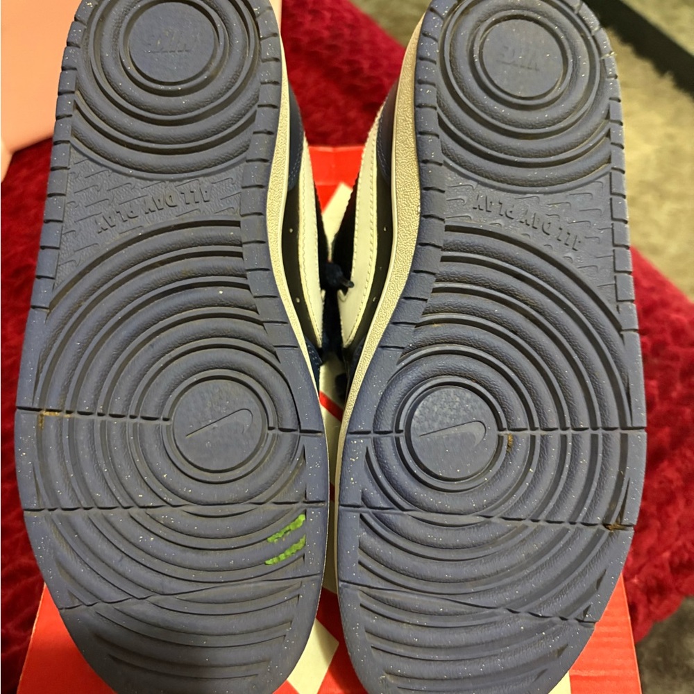 Nike Court Borough Low 2 Midnight Blue and Black Size 5Y - Picture 3 of 4